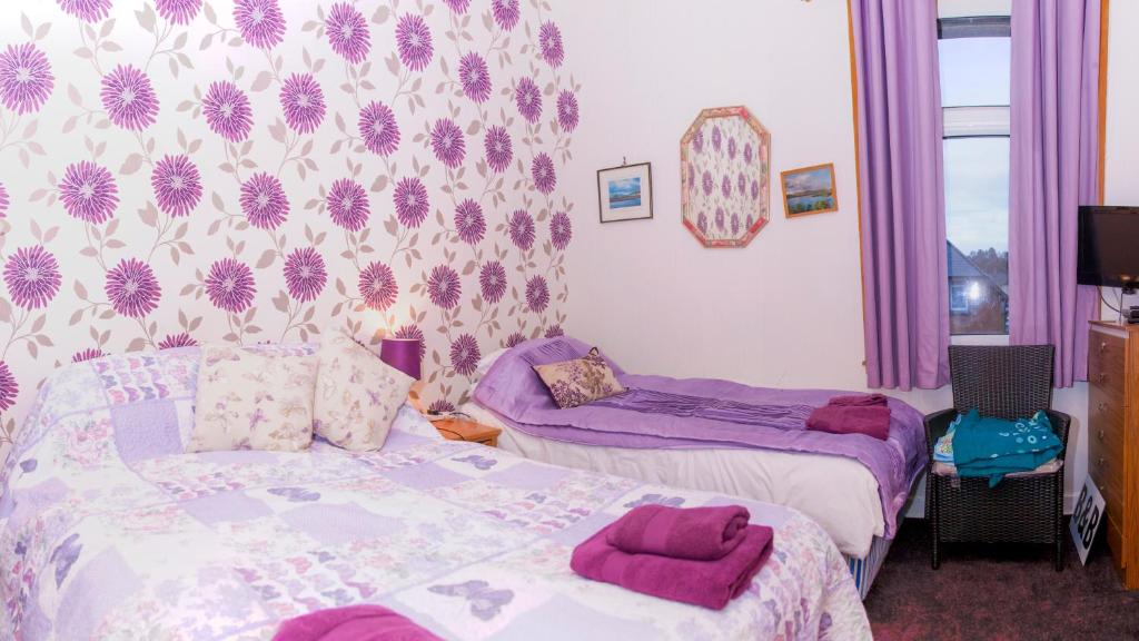 Shepherds House room 5